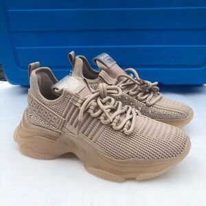 Women's wedge heel sneakers, new style, shoe size: 37.5M